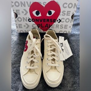 Unisex converse shoes
